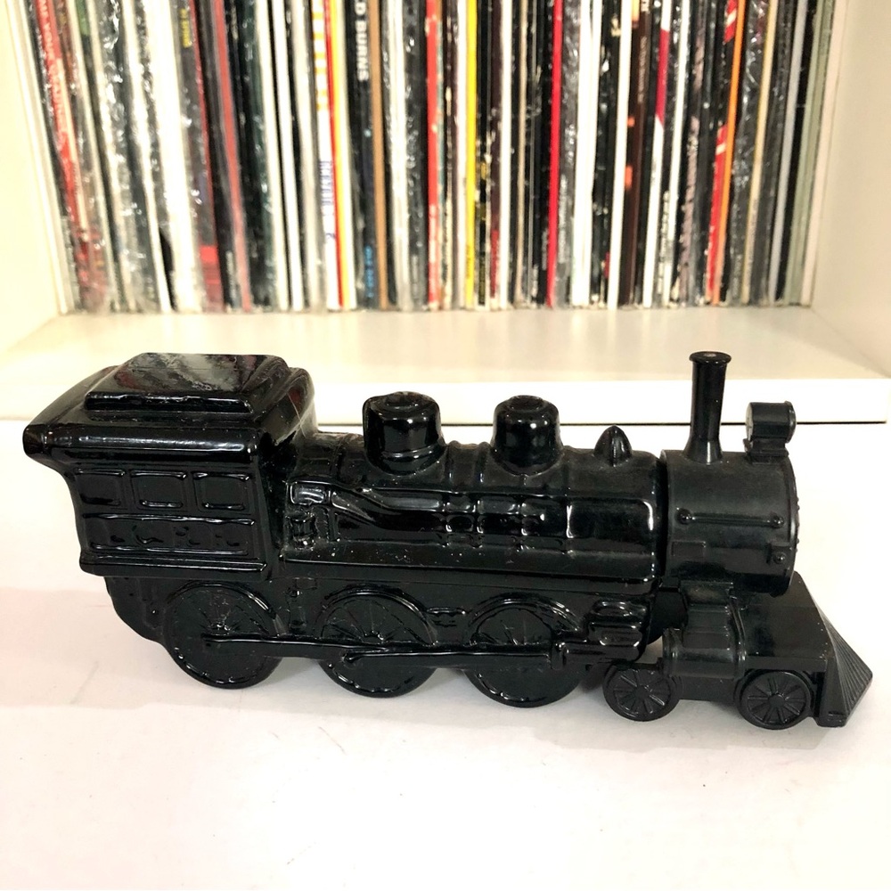 Vintage Avon Train bottles - Picture 6 of 7